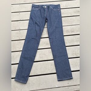 Woman’s dark wash denim Skinny jeans size 29